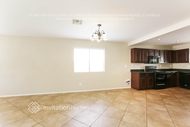 Photo - 3719 W Darrow St