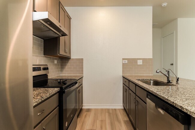 Photo - 4 Bedrooms located off Hwy 90W and Grosenb...