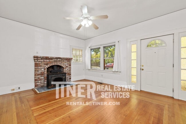 Photo - 4201 53rd St