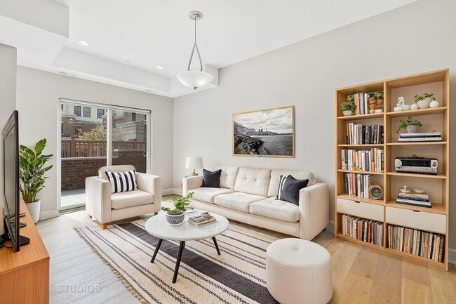 Photo - 833 Laurel Ave