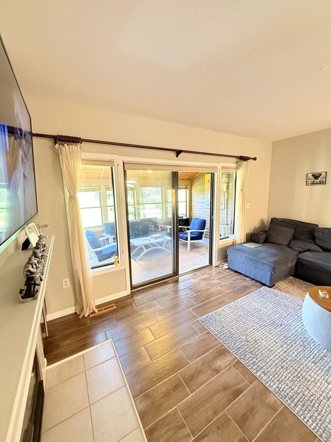 Photo - Farmington Woods Professional Townhouse Condo