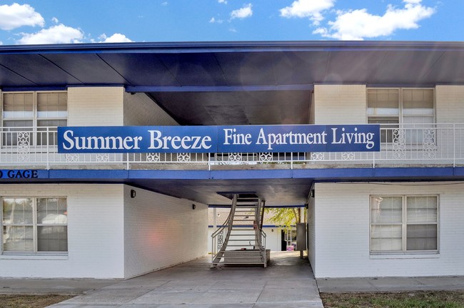 Summer Breeze Apartments - Summer Breeze Apartments