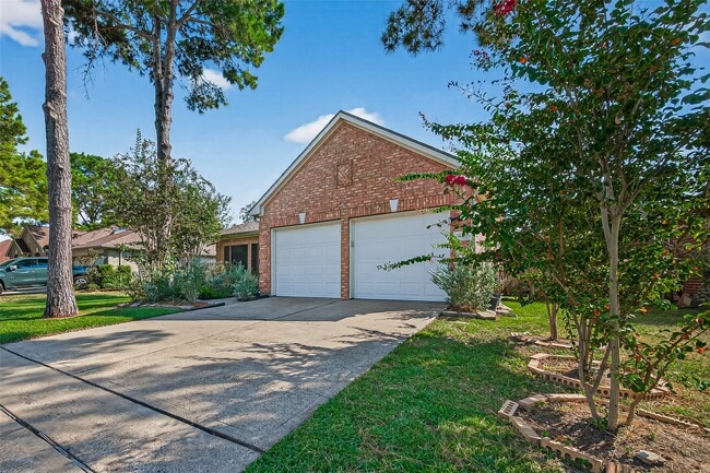 Photo - 18407 Maple Mill Dr