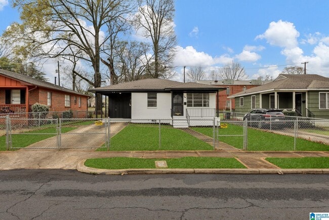 Photo - 1737 Boise Ave SW