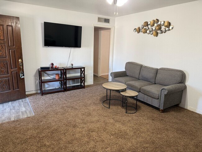 Photo - 420 E 47th St