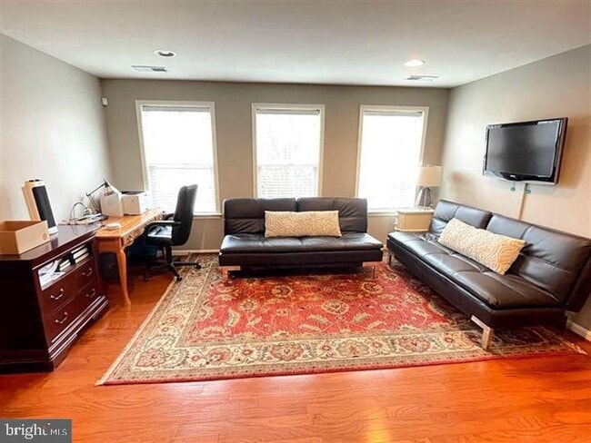 110 Blackgum Ct