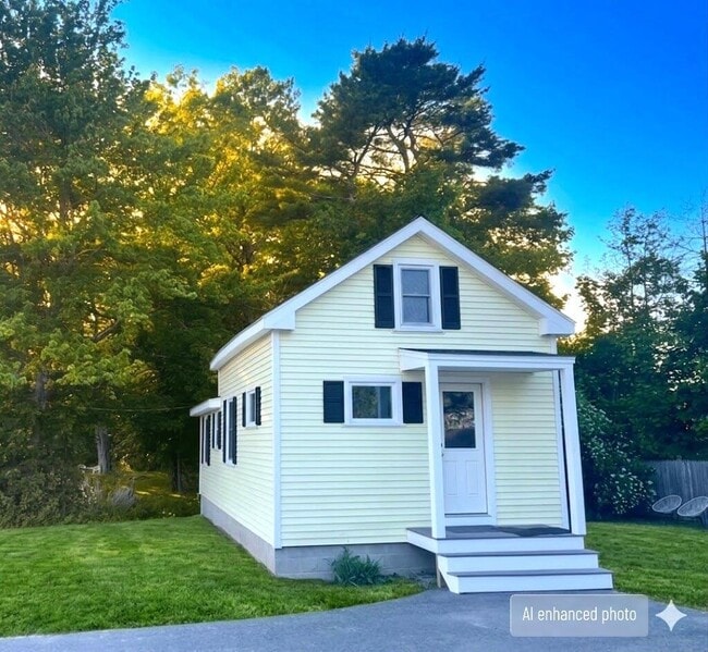 Photo - 32 Morse St