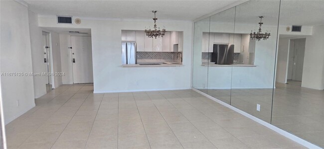 Photo - 3800 S Ocean Dr Unidad #1707 Rental