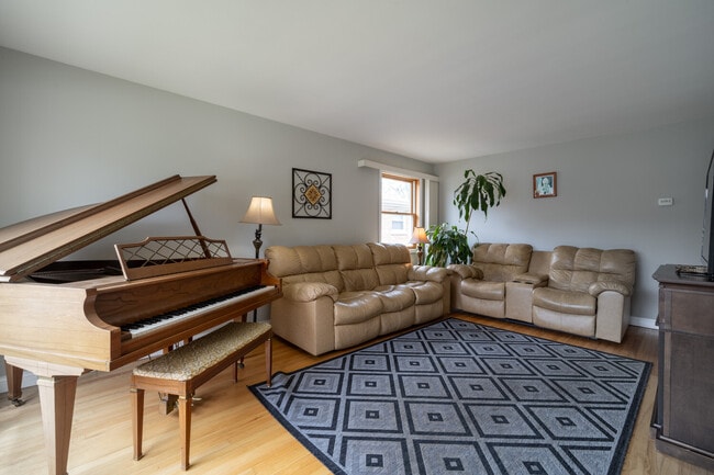 Photo - 6500 W Raven St