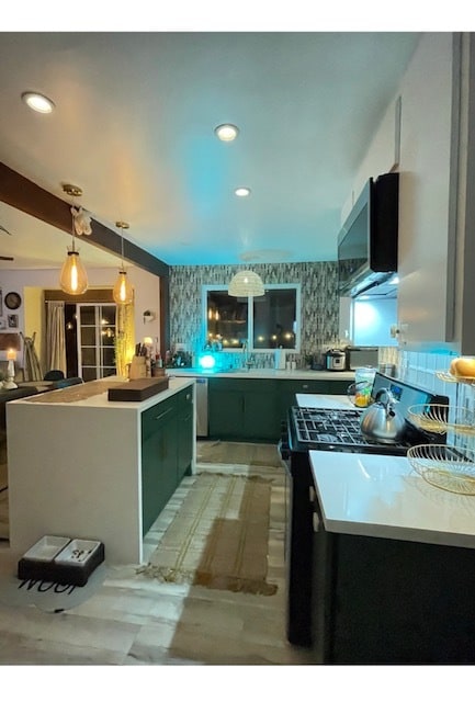 Custom Kitchen, remodeled, appliances included - 2659 Newell St