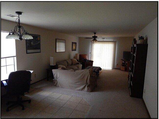 307 Tremont Cir Unit 1