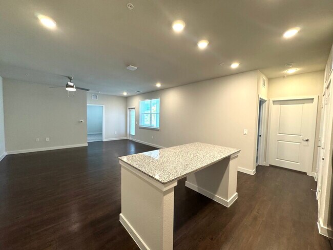 Photo - 455 Elevon Pkwy Unit 051103