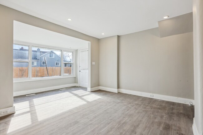 Photo - 1 Bed / 1 Bath Main Floor Unit – $1,425/mo... Unit 1