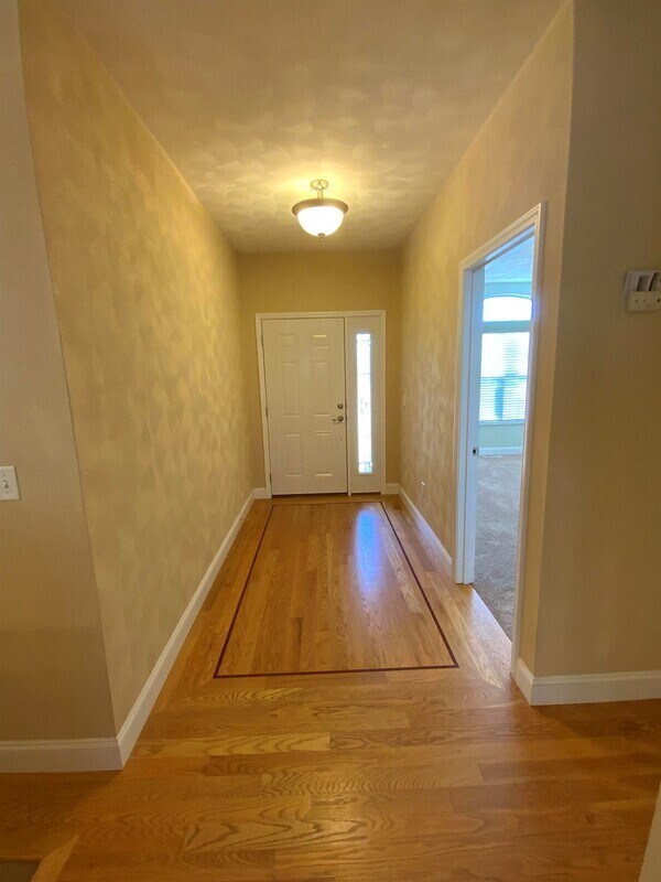 Photo - 90 Oak Pointe Cir