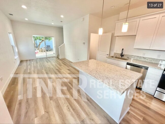 Photo - 1509 Eggplant Alley