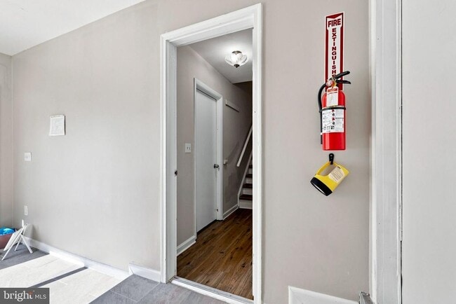 Photo - 109 Biscayne Ct