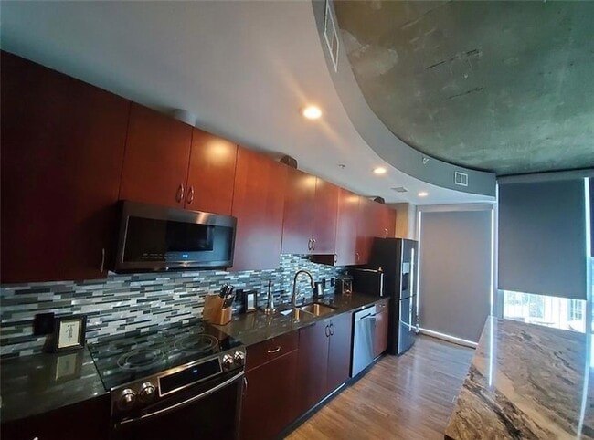 Photo - 400 W Peachtree St NW Unit 1610