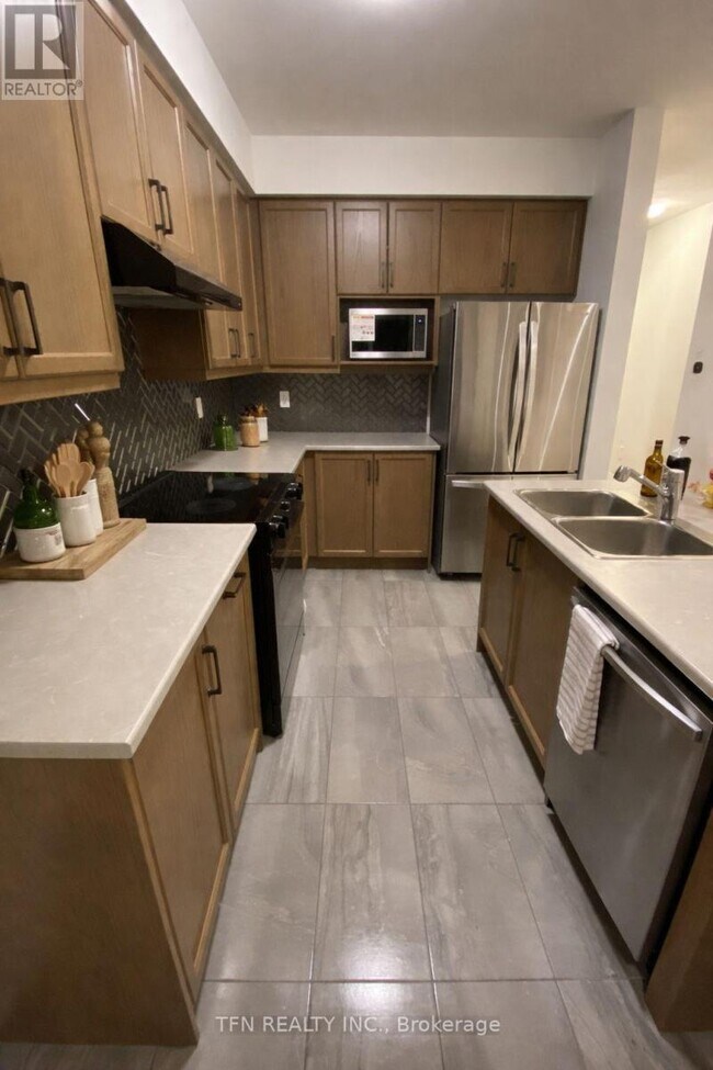 Photo - 199 Port Cres