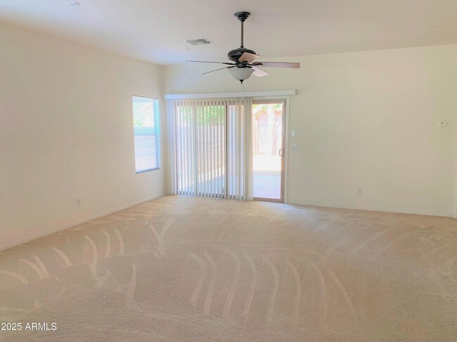 Photo - 14568 W Crocus Dr