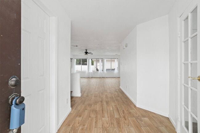 Photo - 10106 Farrell Dr