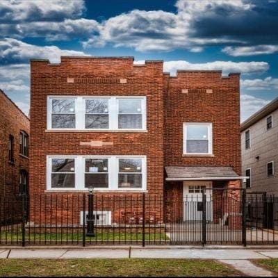 Building Photo - 7240 S Cornell Ave