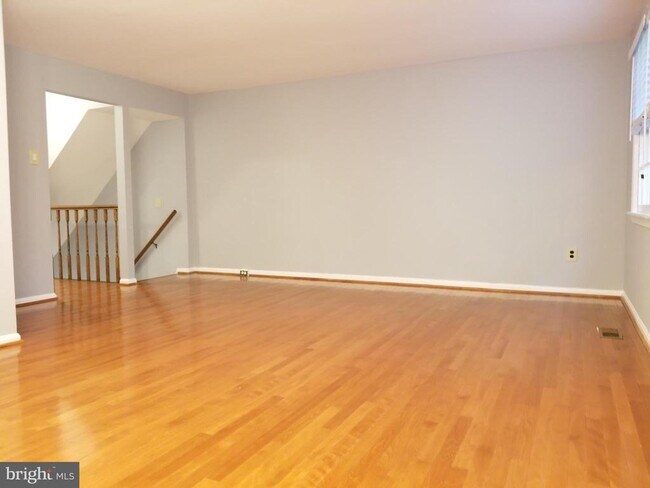 Photo - 8223 Goldstream Ct