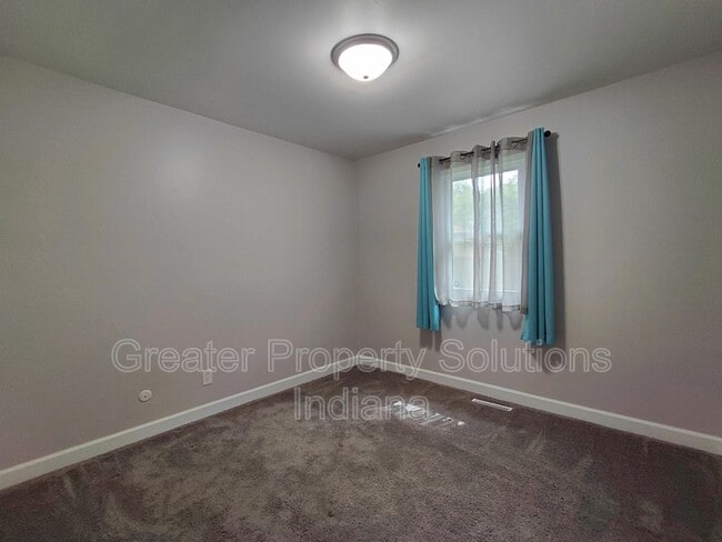Photo - 1932 S Park Ave