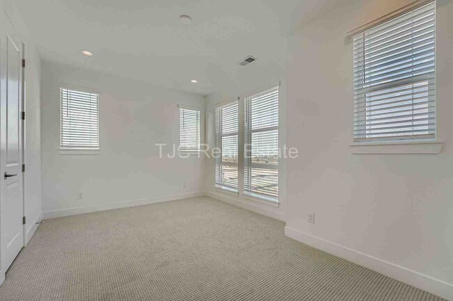 Photo - 20568 E 63rd Ave