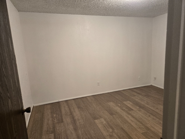 Photo - 3311 E 21st St Unidad Apt 1