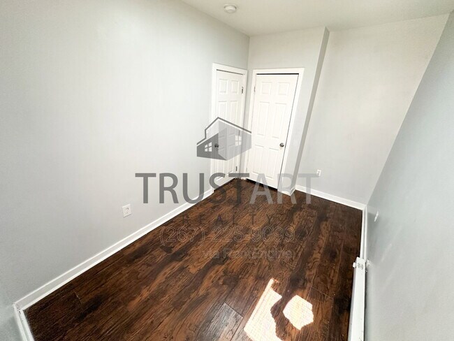 Photo - 1257 N 23rd St Unit 2