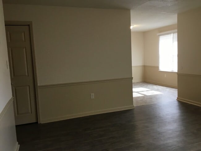 Photo - Newly Renovated - 2 Bedroom / 1 Bath Apartment