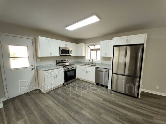 Photo - 5370 Longmeadow Ln