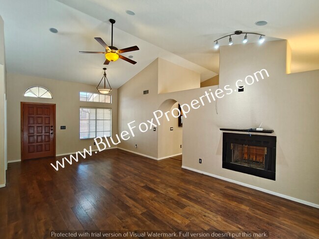 Photo - 1560 E Sonoran Desert Dr