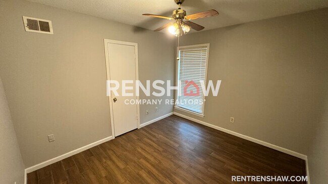 Photo - 1169 Nester Cove