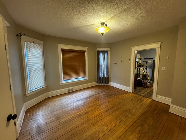 Photo - 1312 University Ave NE Apartment Unit 1