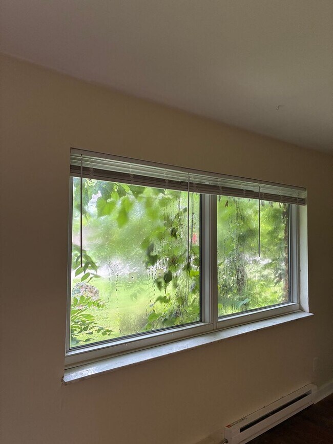 Photo - Cozy 2 Bedroom 1 Bath Duplex! Available Now!