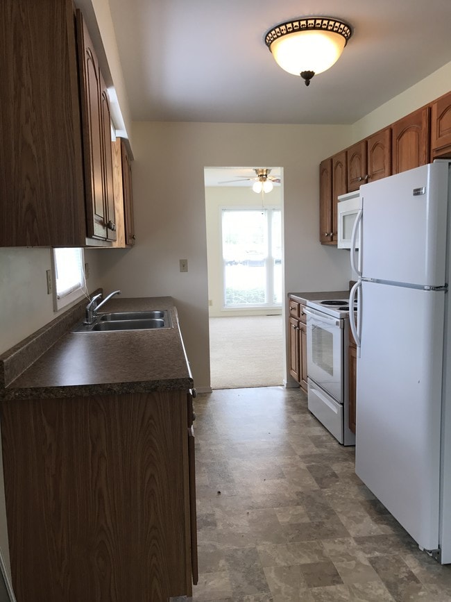 Kitchen from dining area - 733 Rockwell Ave House
