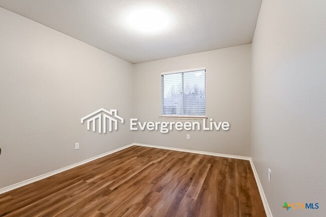 6624 jollyn county Ct