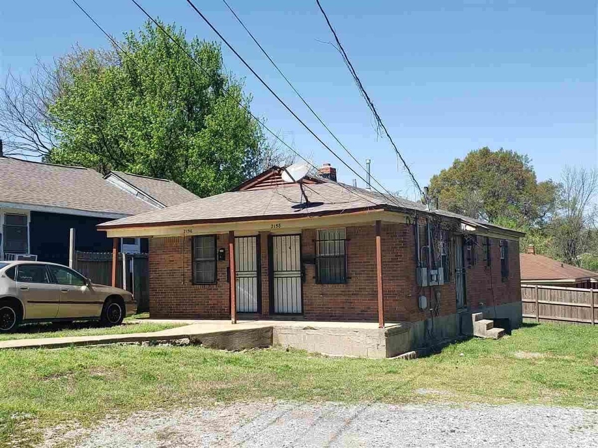 Photo - 2156 Erie Ave House