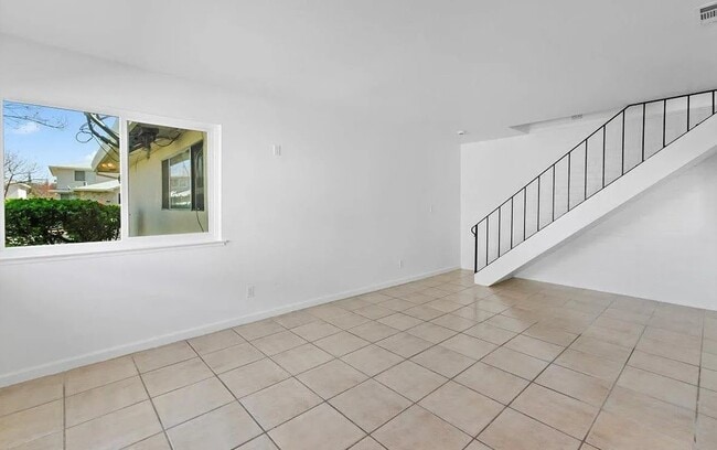 Photo - 3615 Sapphire Dr Unit 3