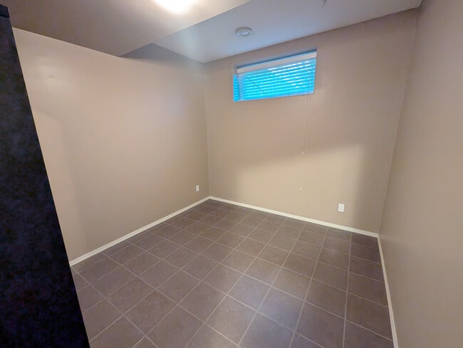 Photo - 120A-1112 112 St