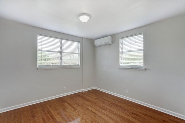 Photo - One block from Historic District - Renovated Two Bedroom Unit Apartment B