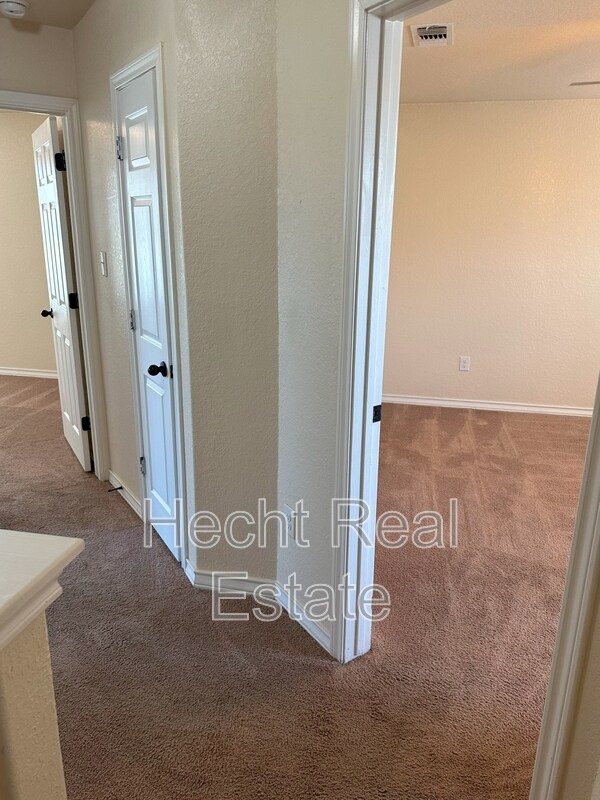 Photo - 8004 Maverick Climb