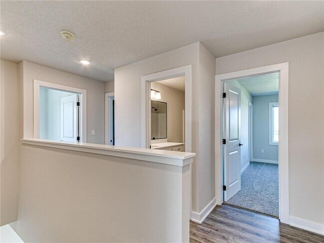 Photo - 6942 Bluebell Ct