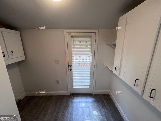 Photo - 413 Hilltop Cir