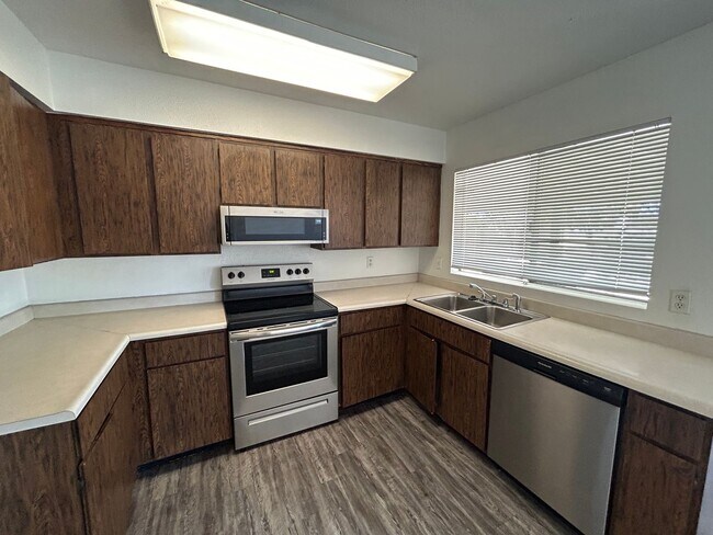 Photo - 3 Bedroom 2 Bathroom Parkview North Home