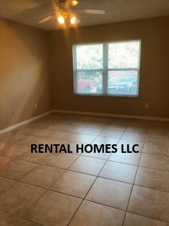 Photo - 1205 Sophie Blvd