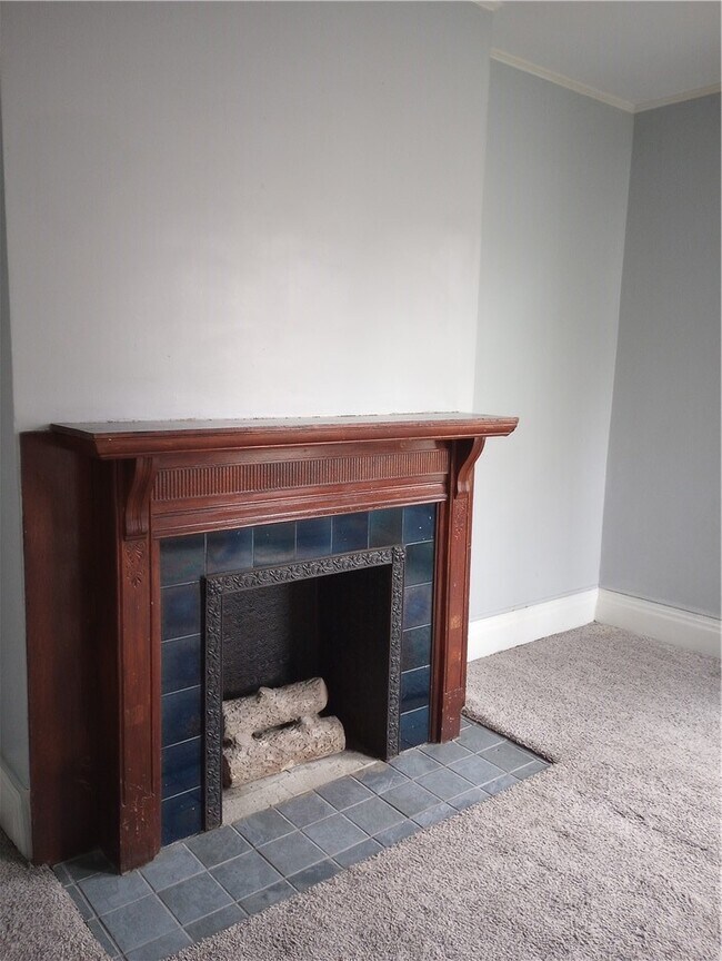 Photo - 364 W Gray St