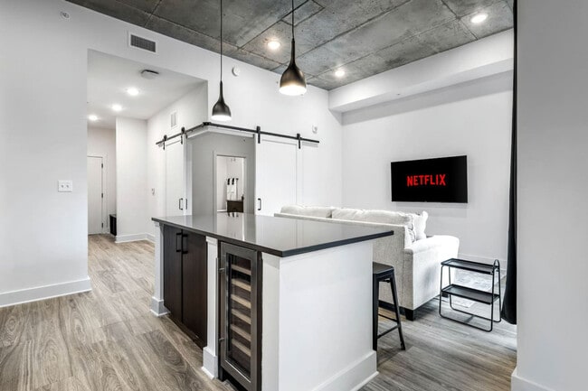 Photo - 617 N 12th St Unit ID1312551P