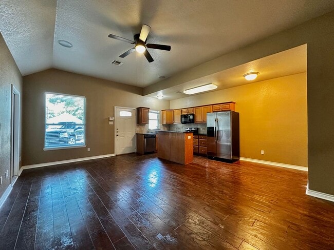 Building Photo - 2016 S 8th St Unit B Rental